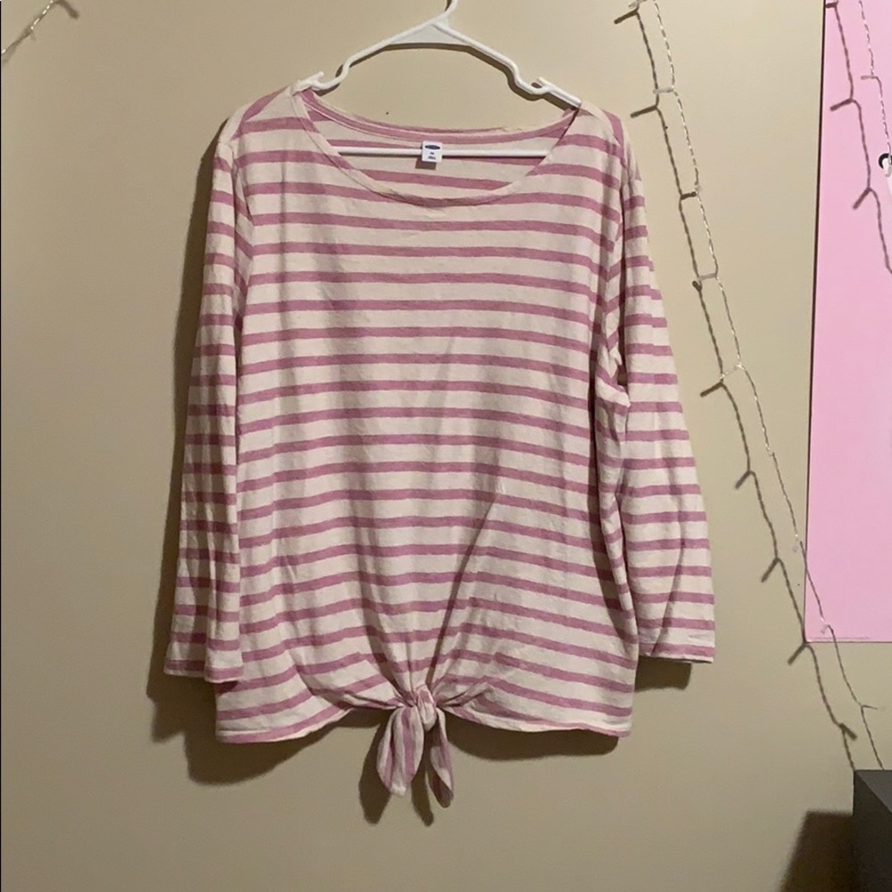 Tie front-quarter sleeve